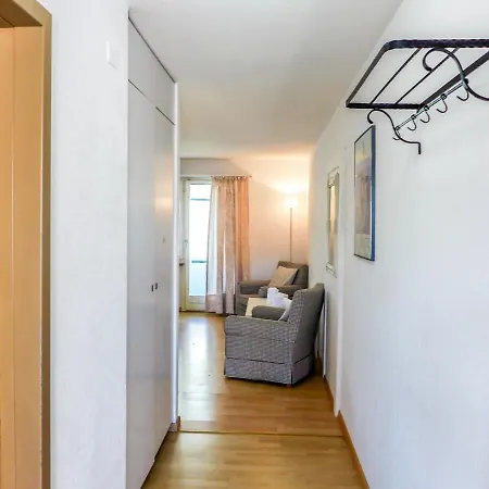 Chesa Ova Cotschna 304 By Interhome